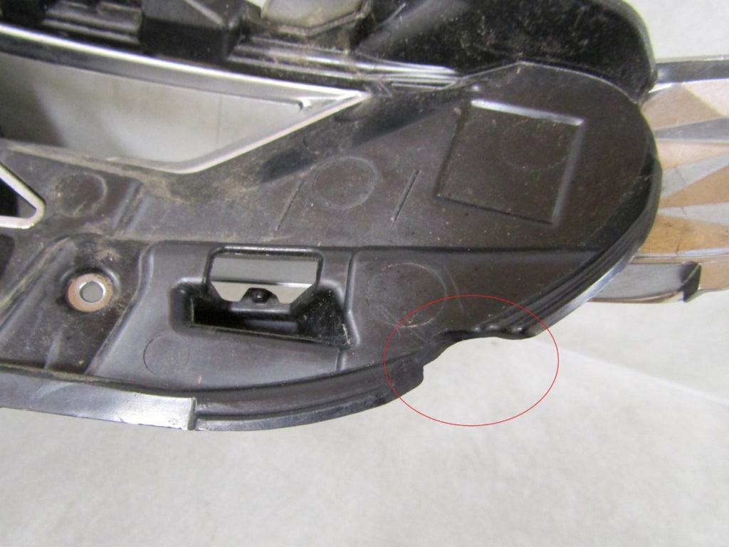 HYUNDAI TUCSON IV RAMKA hrom svjetla desni 21- N792238420