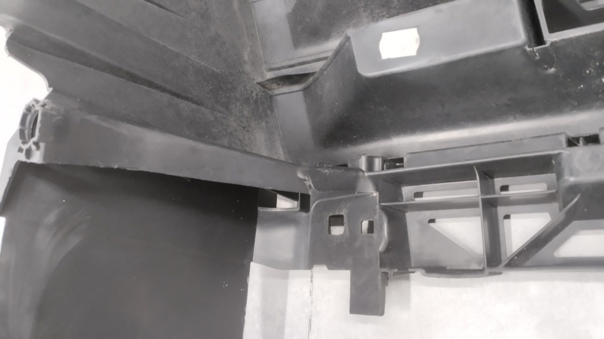 Maska (grill) GRILL VOLKSWAGEN CRAFTER I 2E0 LIFT 2011-2016