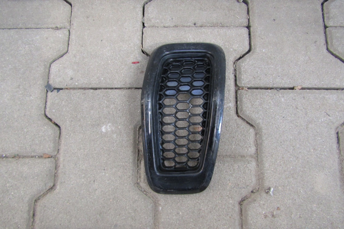 Maska (grill) Grill Kratka Jeep Cherokee 5 V 13-17