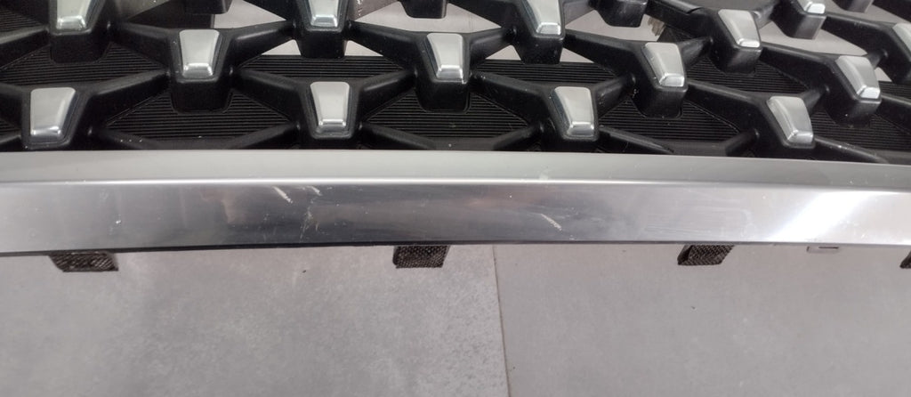 Maska (grill) grill SsangYong Rexton II Lift 2020- / 79462-36050