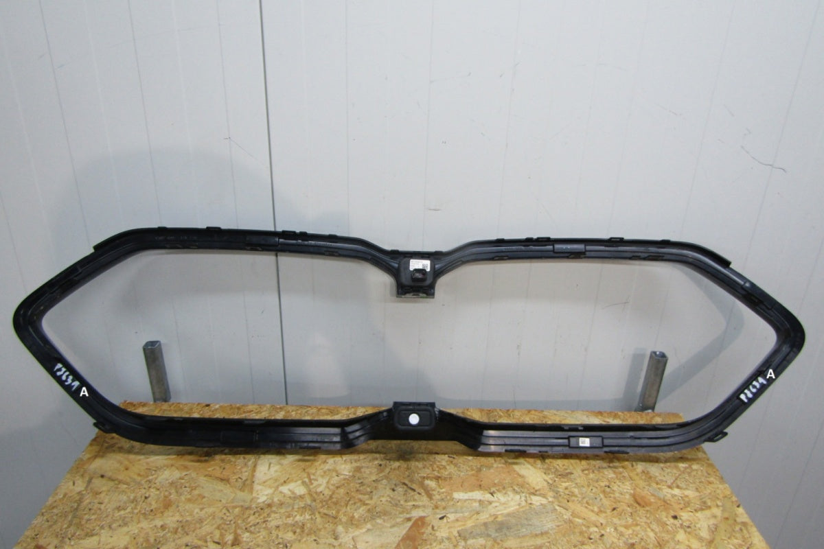 Maska (grill) atrapa ramka podświetlana LED Bmw X2 U10