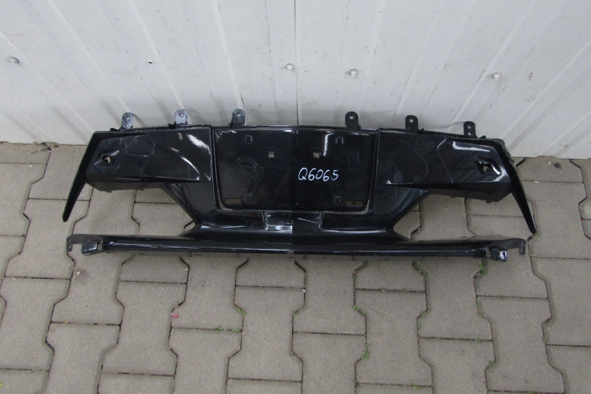 Maska (grill) Kratka grill zderzaka prednja Chevrolet Corvette C8 20-