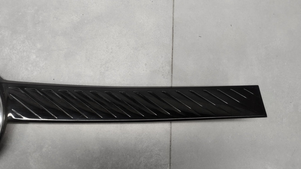 Maska (grill) BLENDA lajsna LOGO zadnja prednja CITROEN C3 IV C5 II 24-26 OEM 9852880380