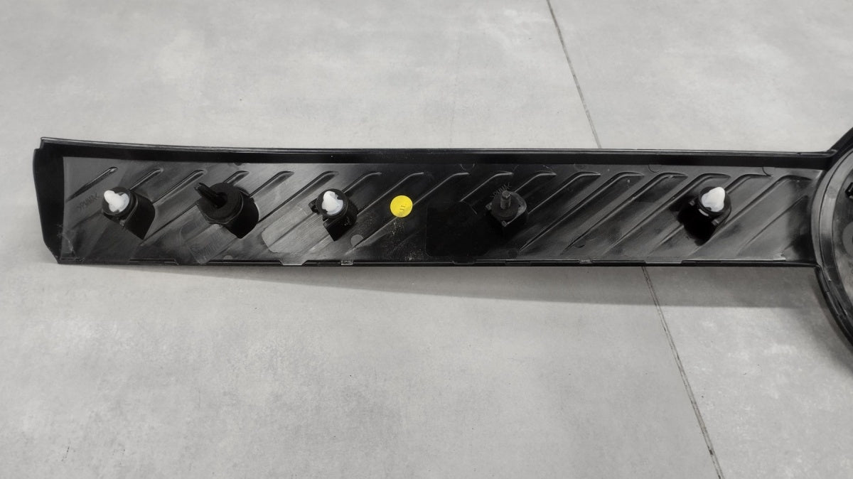 Maska (grill) BLENDA lajsna LOGO zadnja prednja CITROEN C3 IV C5 II 24-26 OEM 9852880380