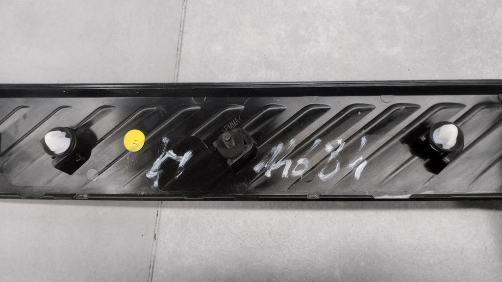 Maska (grill) BLENDA lajsna LOGO zadnja prednja CITROEN C3 IV C5 II 24-26 OEM 9852880380