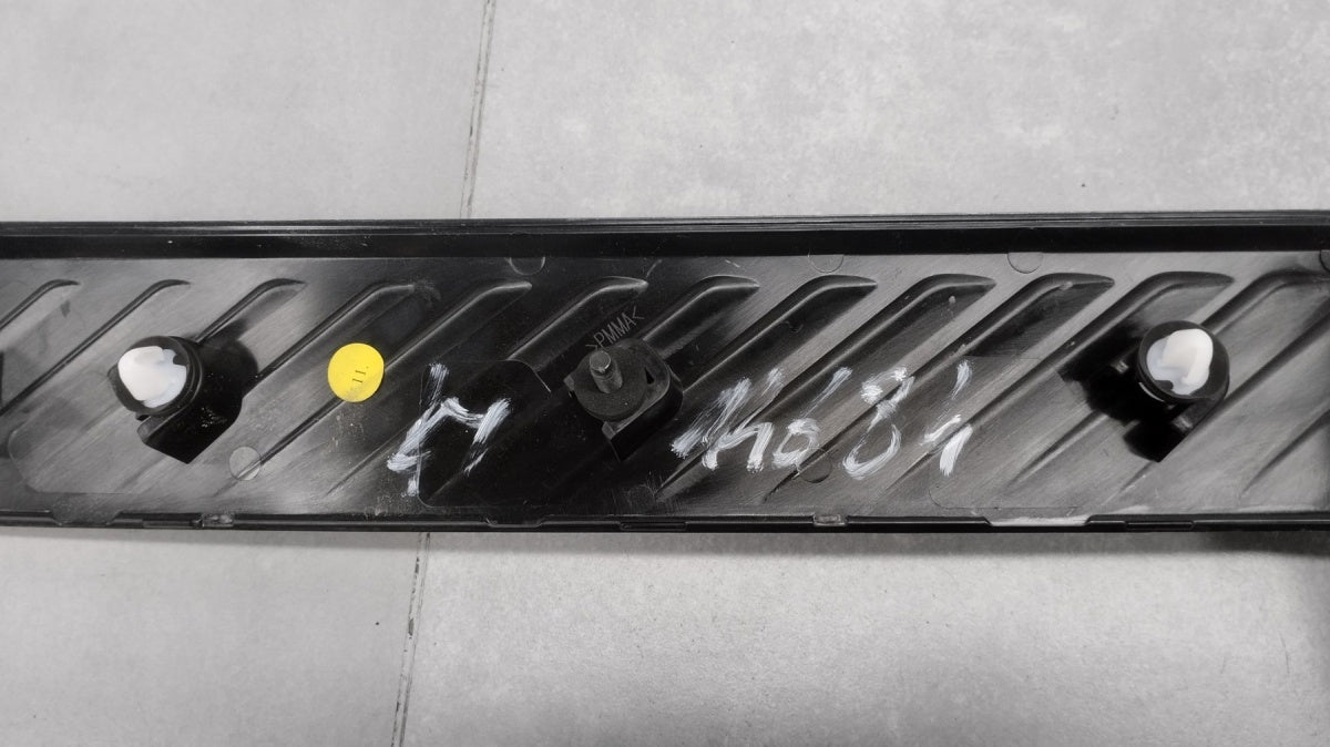 Maska (grill) BLENDA lajsna LOGO zadnja prednja CITROEN C3 IV C5 II 24-26 OEM 9852880380
