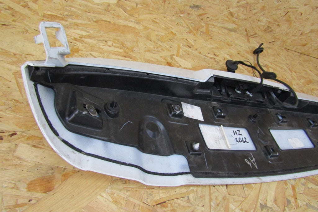 Spojler RENAULT CLIO IV SPOJLER gepek vrata gepeka zadnji 960307284R