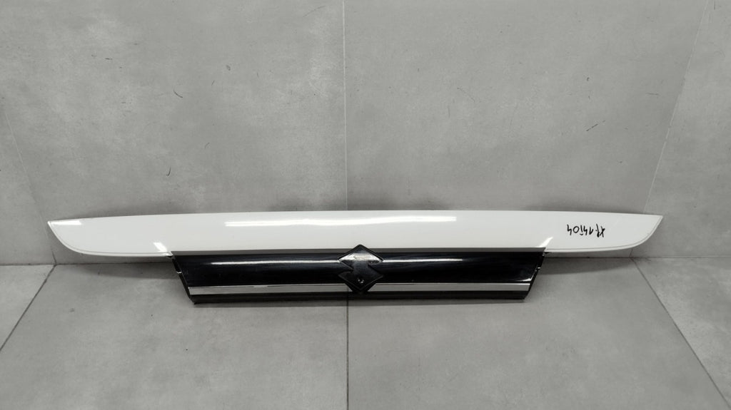 Blenda lajsna Klapy zadnji Suzuki S-Cross II 21- Kompleksowa 83941-63T00 83942-63T00