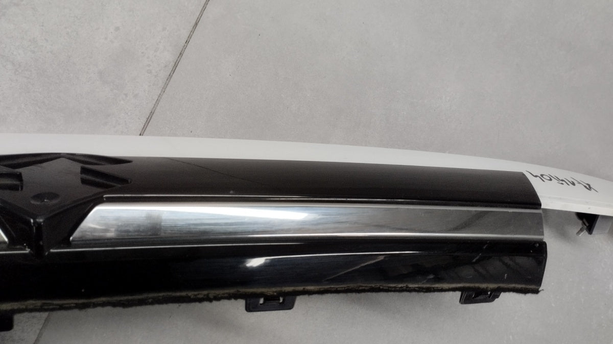 Blenda lajsna Klapy zadnji Suzuki S-Cross II 21- Kompleksowa 83941-63T00 83942-63T00
