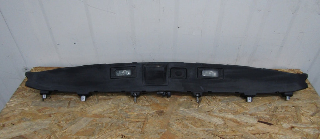 lajsna KLAPY TYLNEJ RANGE ROVER EVOQUE II / kamera / K8D2-404C42-A