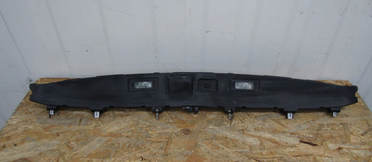 lajsna KLAPY TYLNEJ RANGE ROVER EVOQUE II / kamera / K8D2-404C42-A