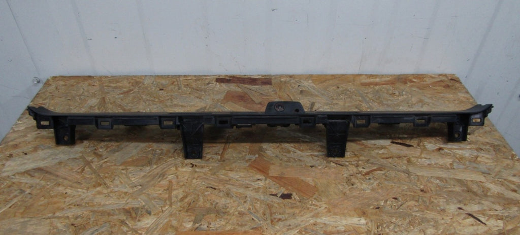 lajsna KLAPY TYLNEJ RANGE ROVER EVOQUE II / kamera / K8D2-404C42-A