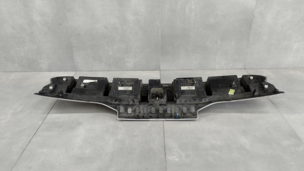 Blenda klapy bagażnika BMW BMW X6 G06 18-