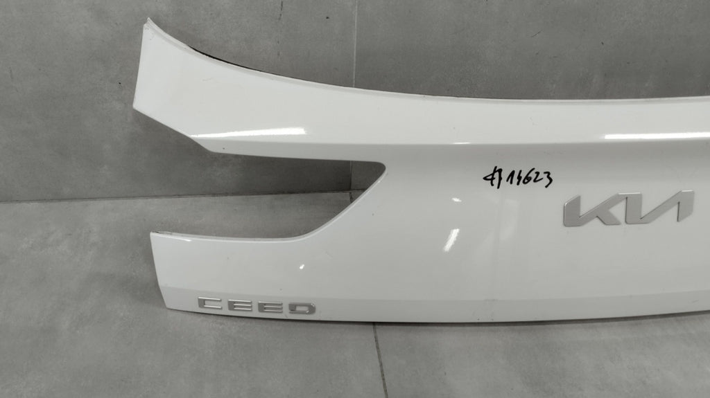 BLENDA obloga KLAPY BAGIERNIKA KIA CEED III 3 SW KOMBI 18- OEM 87311-J7GA0