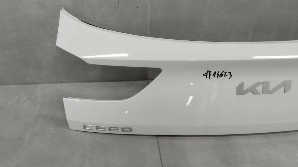 BLENDA obloga KLAPY BAGIERNIKA KIA CEED III 3 SW KOMBI 18- OEM 87311-J7GA0