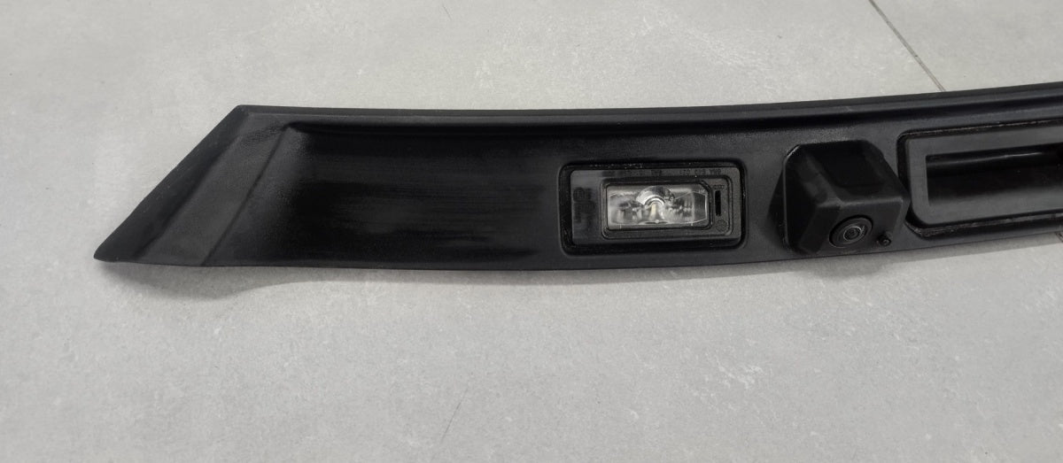BLENDA KLAPY kamera PORSCHE CAYENNE III 17-23 9Y3827574E 6V0827566