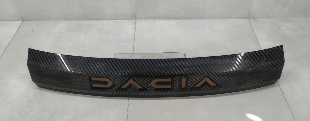 Blenda lajsna obloga klapy zadnji DACIA SPRING Lift 24- 908129501R