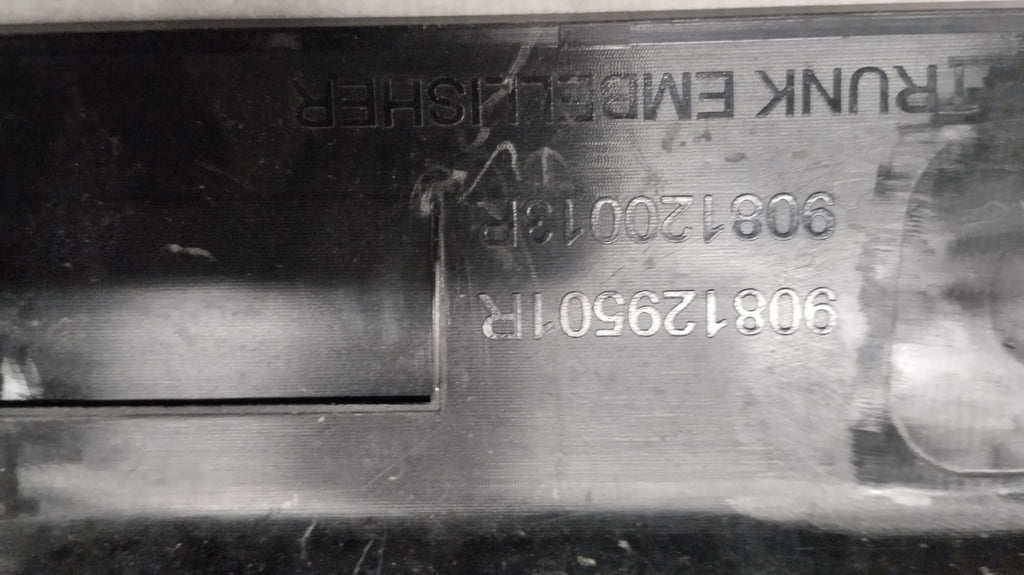 Blenda lajsna obloga klapy zadnji DACIA SPRING Lift 24- 908129501R