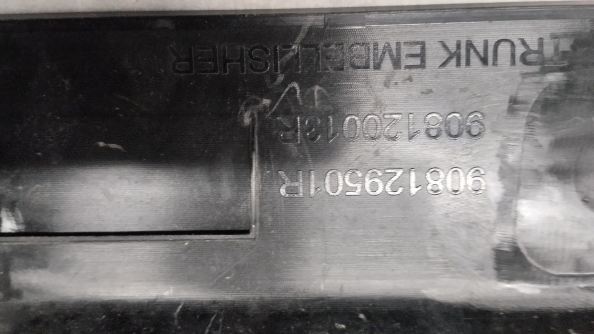Blenda lajsna obloga klapy zadnji DACIA SPRING Lift 24- 908129501R