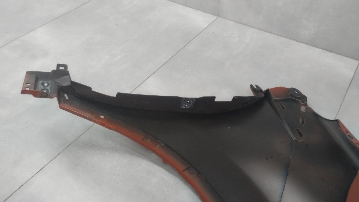 Blatobran prednji lijevi Renault Captur 13-19 OE 631018998R
