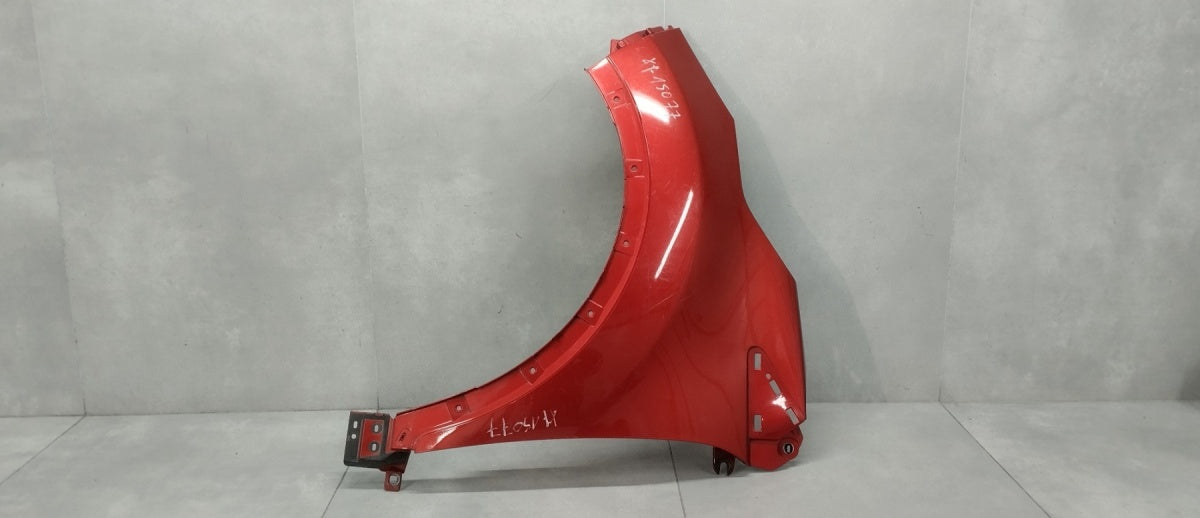 Blatobran prednji lijevi Renault Captur 13-19 OE 631018998R