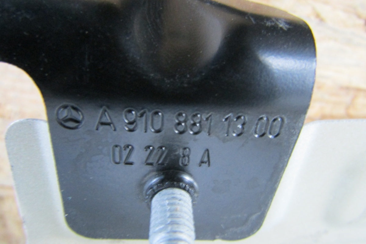 Blatobran lijevi Mercedes Sprinter 910 / 907 18-25