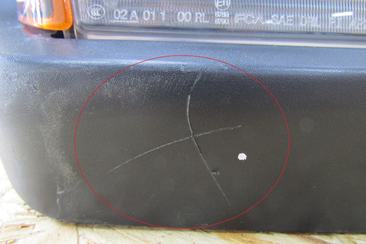 Blatobran prednji prednji desni JEEP WRANGLER JL / 21419A 17-