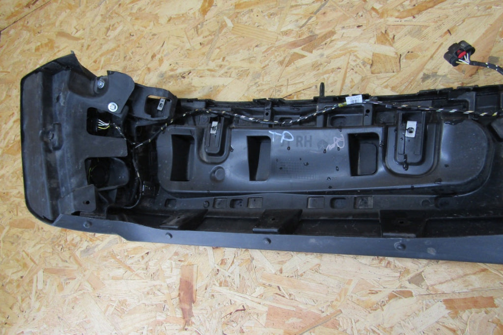 Blatobran prednji prednji desni JEEP WRANGLER JL / 21419A 17-