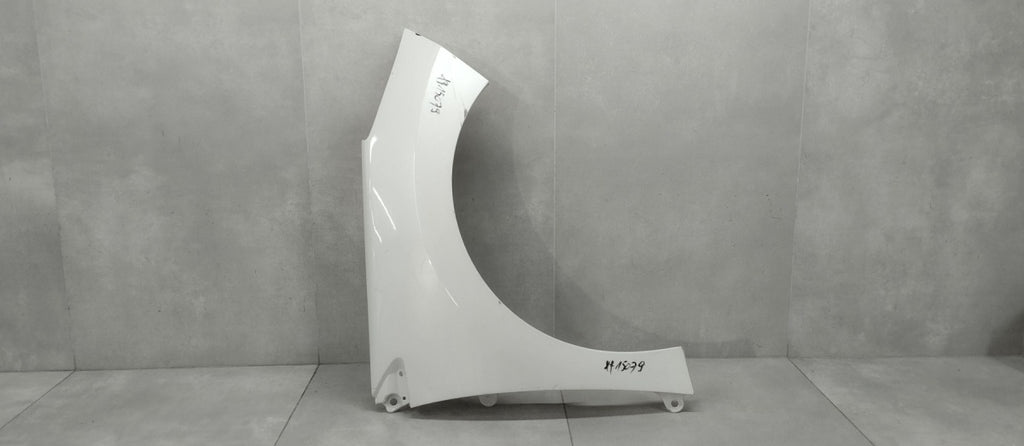 Blatobran desni prednji Peugeot 308 T7 07-11 / 9656738480