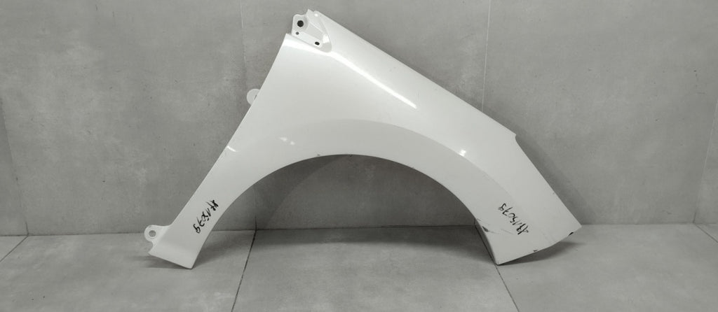 Blatobran desni prednji Peugeot 308 T7 07-11 / 9656738480