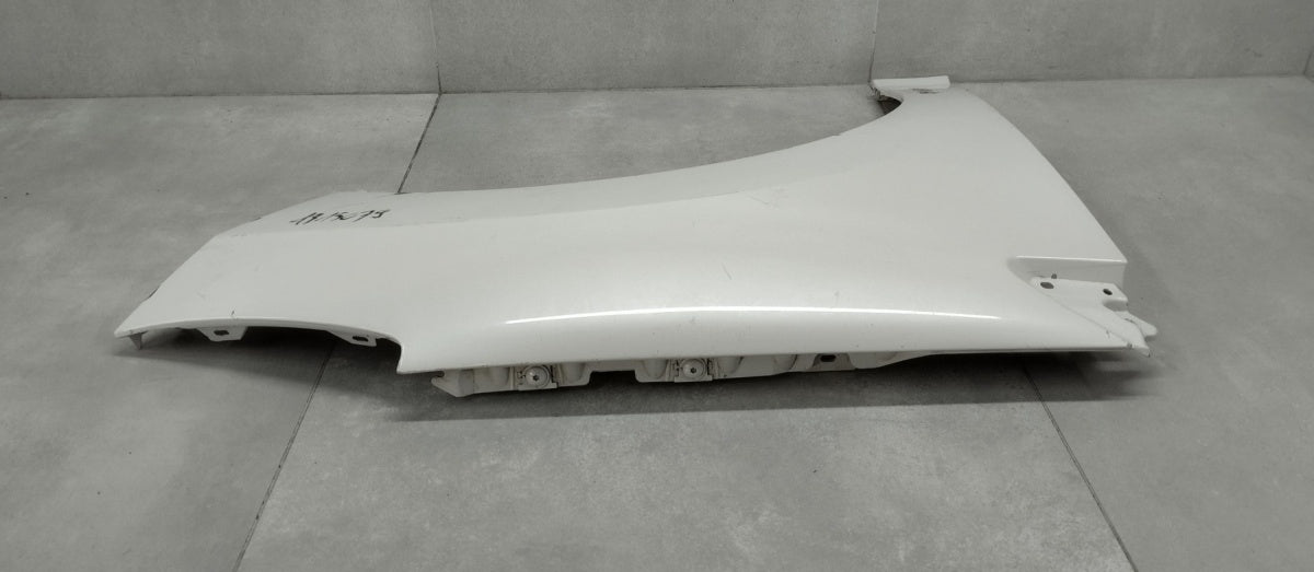 Blatobran desni prednji Peugeot 308 T7 07-11 / 9656738480