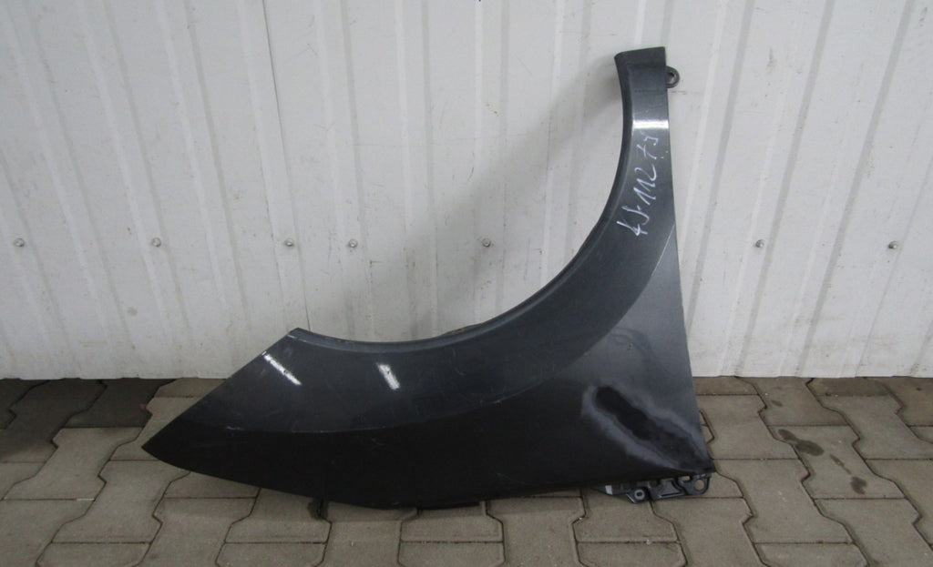 Blatobran prednji prednji desni Peugeot 3008 09-16