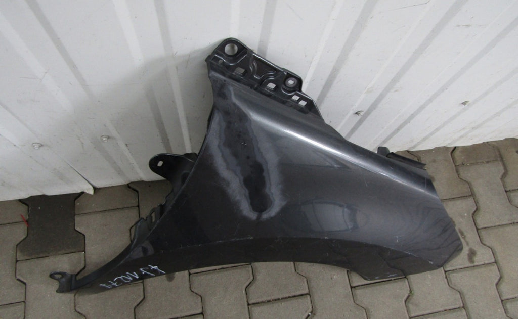 Blatobran prednji prednji desni Peugeot 3008 09-16