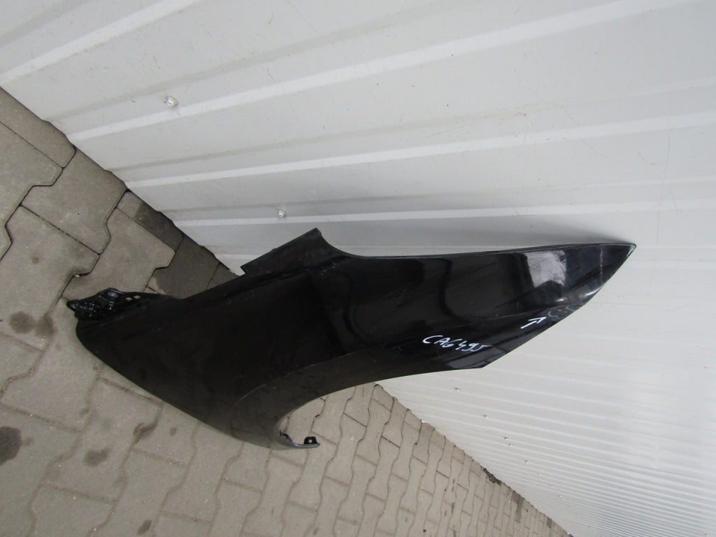 Blatobran prednji prednji desni Peugeot 3008 09-16