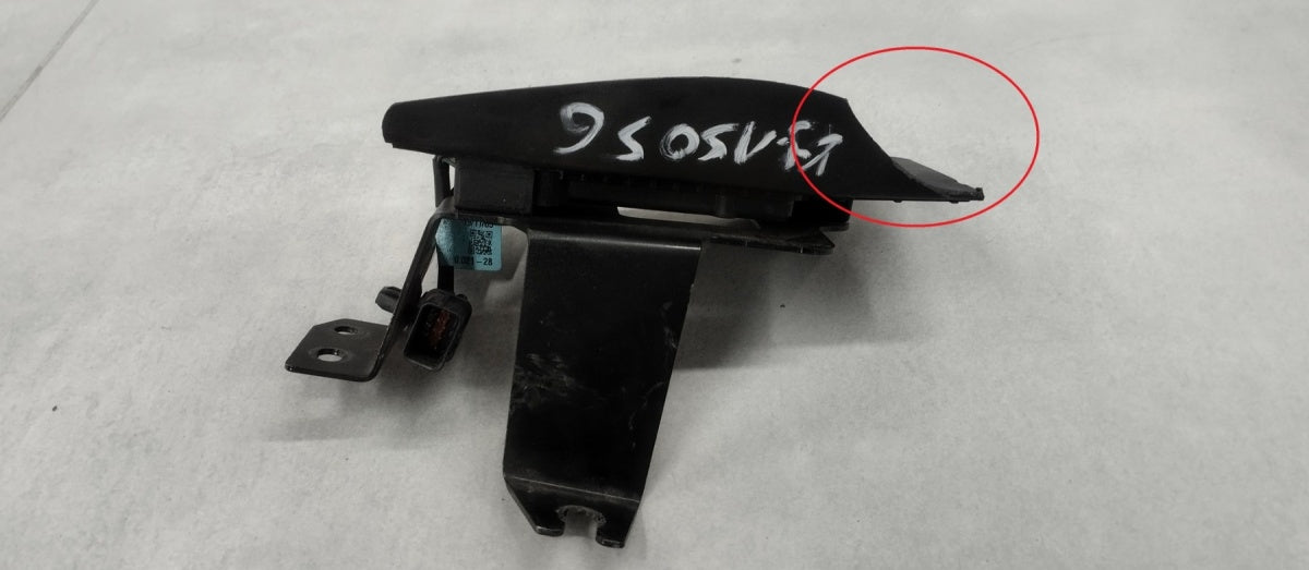 Senzor Radar sensor zadnji desni Ssangyong Korando IV19-24 86630-37100