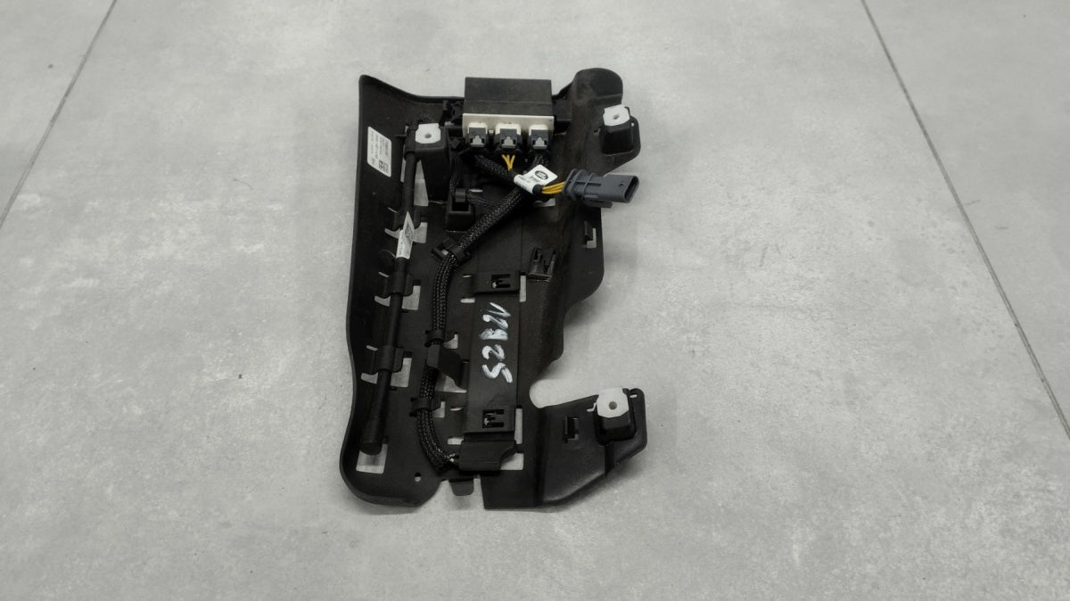 Czujnik sensor moduł otwierania klapy desni RANGE ROVER SPORT L494