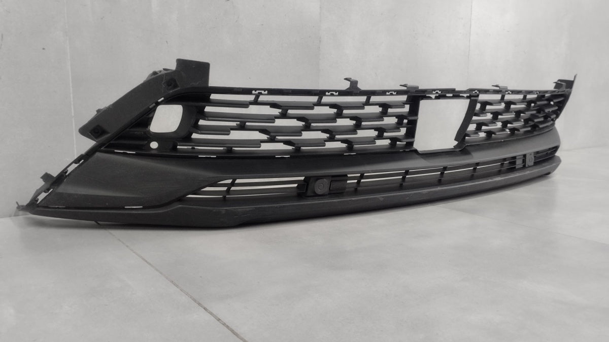 Rešetka ŚRODKOWA DOLNA ZDERZAKA prednja OPEL GRANDLAND LIFT 21-26 OEM 9840142077