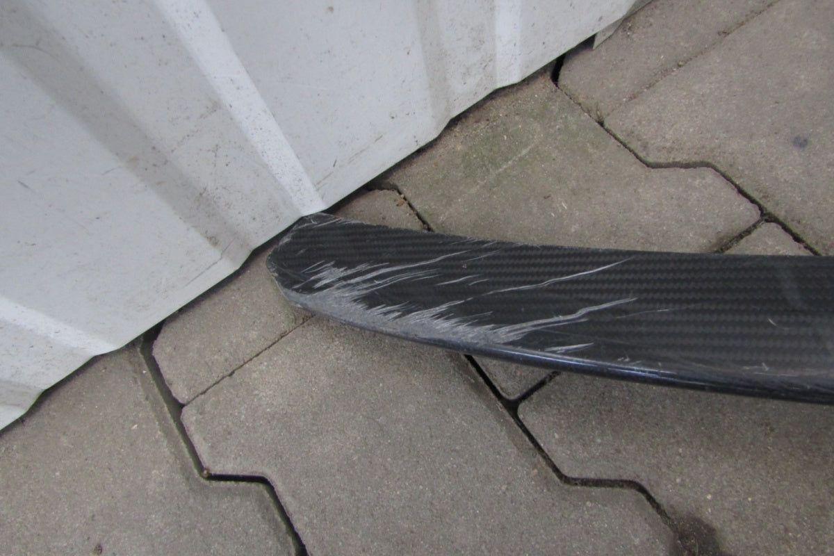 Prednji branik Spoiler dokładka ASTON MARTIN VANTAGE CARBON 09-13