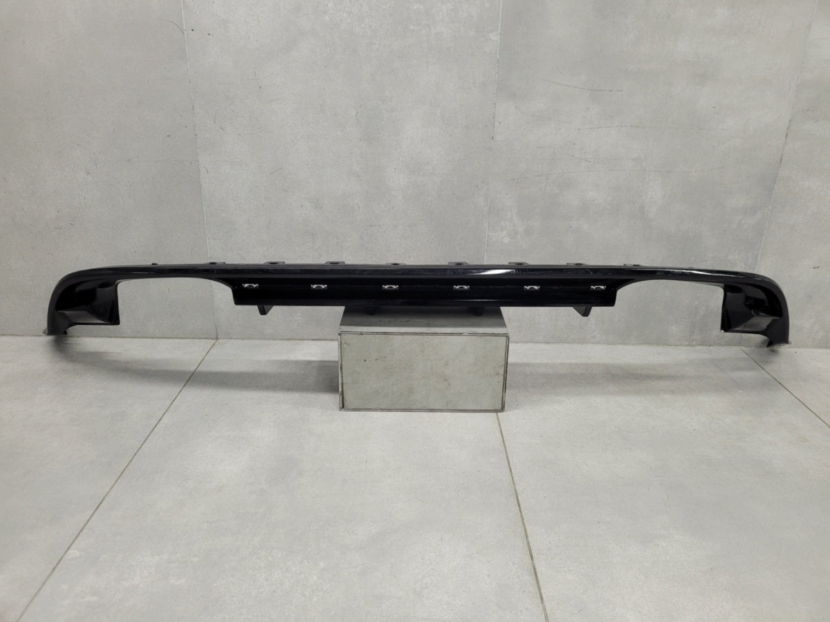 Dodatak branika spojler zderzaka zadnji Volkswagen VW Golf VII 7 Lift HB R20 16-18