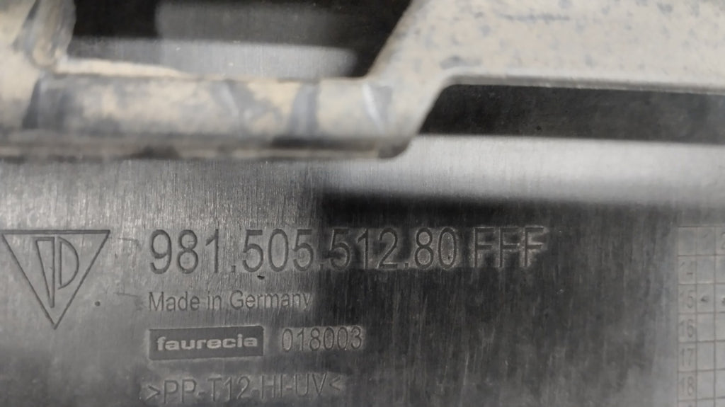 Difuzor desni zadnji Porsche Cayman GT4 Boxster Spyder 12-16 98150551280