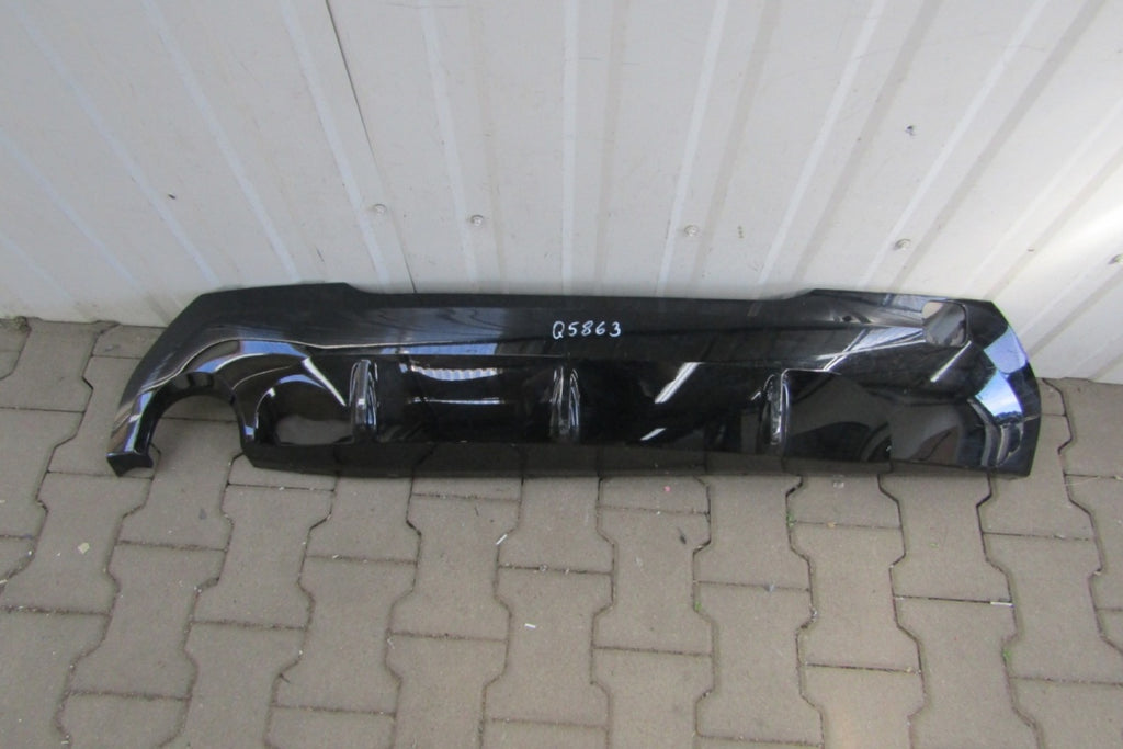 Spojler Dyfuzor dokładka zadnji BMW 1 F40 M paket