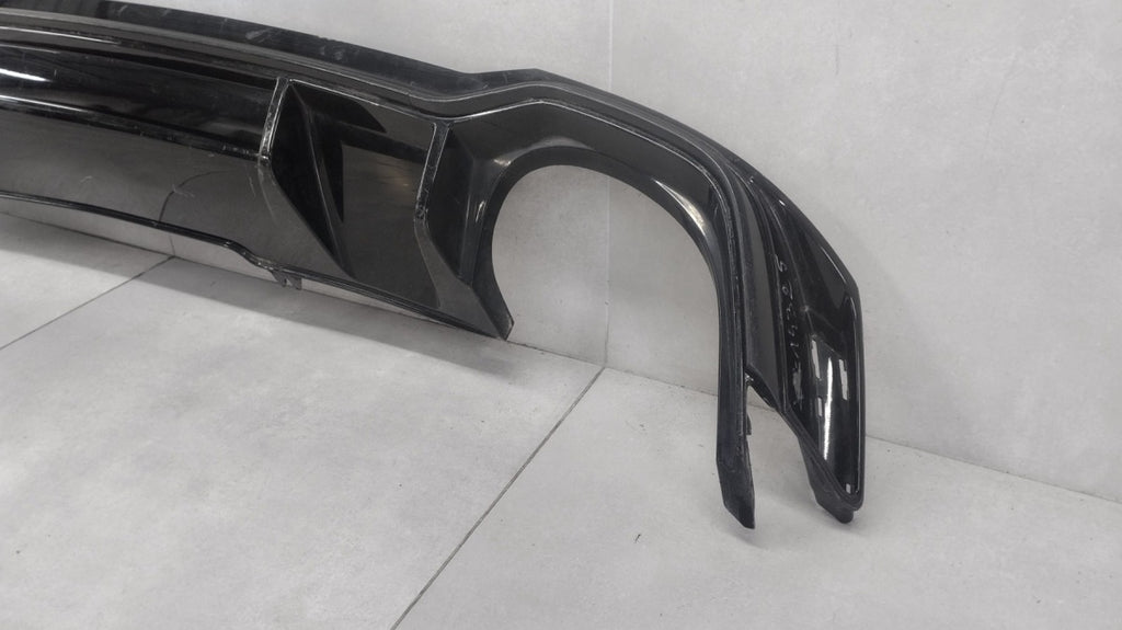 Spojler Dyfuzor dokładka zderzaka zadnji Audi A4 RS4 B9 15- / 8W9807521A