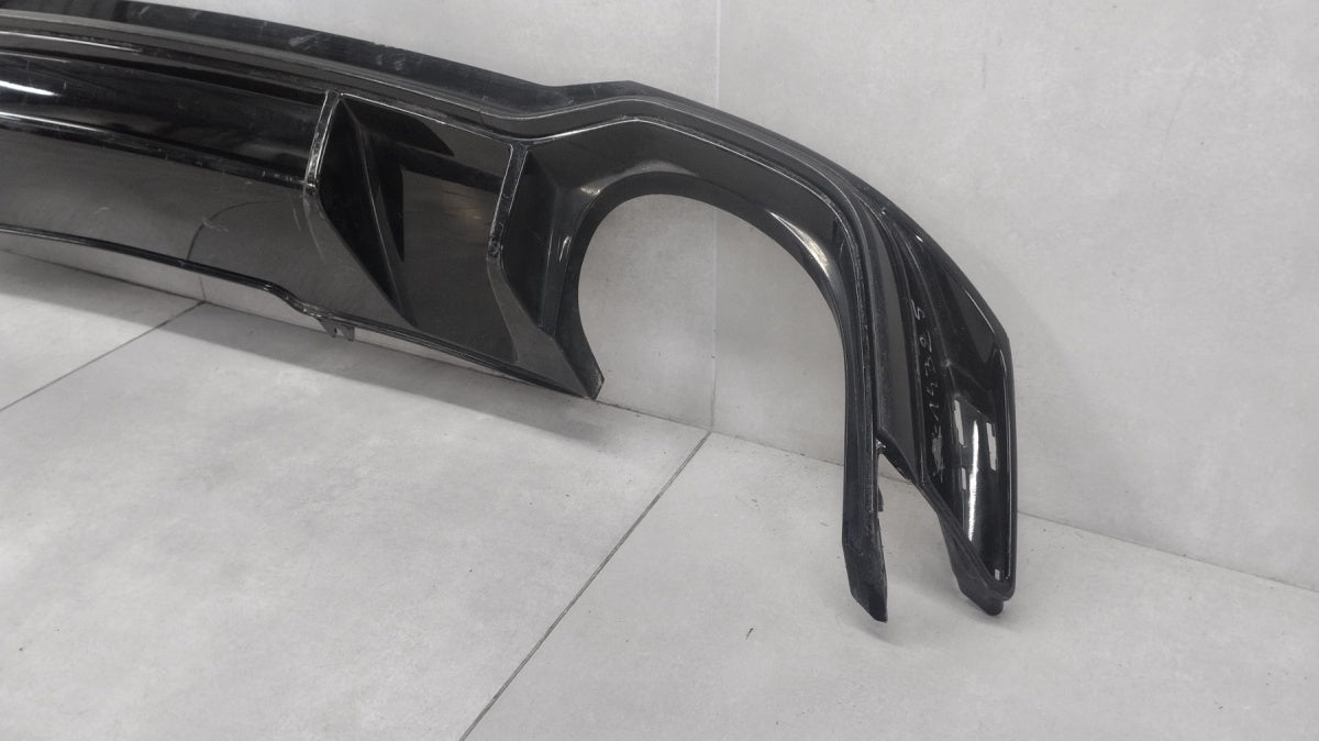 Spojler Dyfuzor dokładka zderzaka zadnji Audi A4 RS4 B9 15- / 8W9807521A