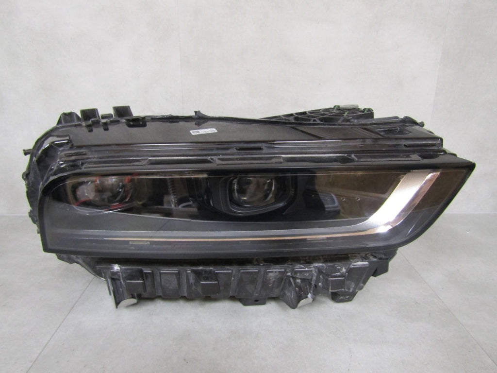 Prednji far BMW X7 G07 LIFT FULL LED 22-26 RH desni 5A8D304