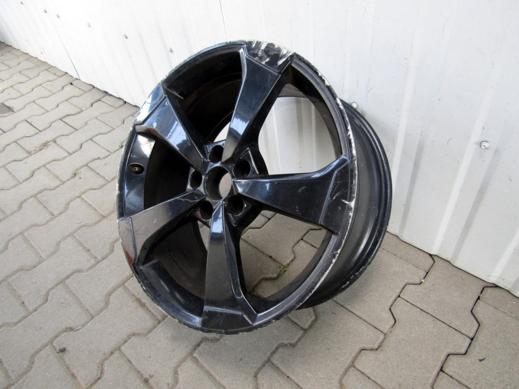 Felga Audi 19" 5x112 ET53 8.5J 57.1 A3 S3 RS3