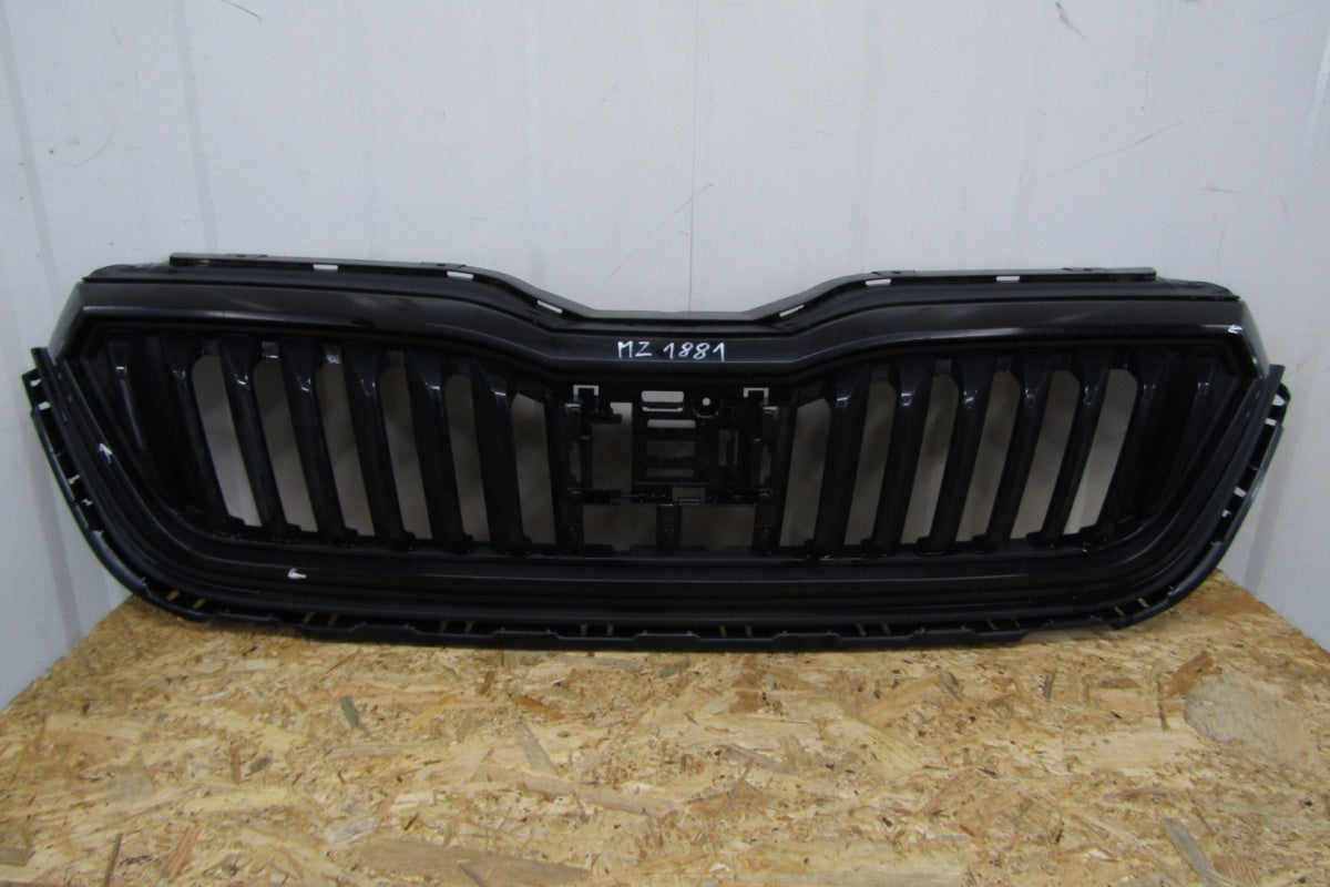 Maska (grill) ATRAPA CHŁODNICY ZDERZAKA prednja Skoda Scala 657853653A 19-