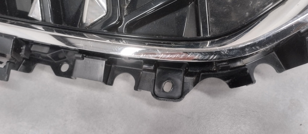Maska (grill) GRILL CHERY TIGGO 8 VIII EMBLEMAT LOGO OE 602004860AA