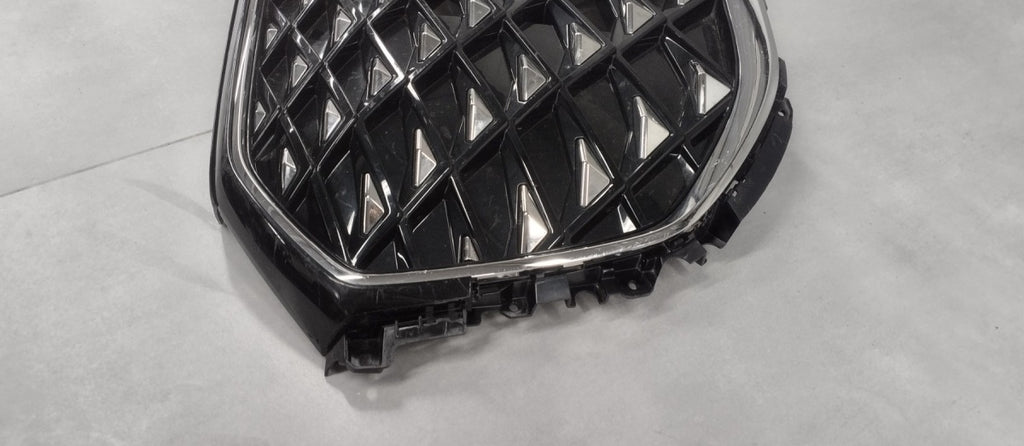 Maska (grill) GRILL CHERY TIGGO 8 VIII EMBLEMAT LOGO OE 602004860AA