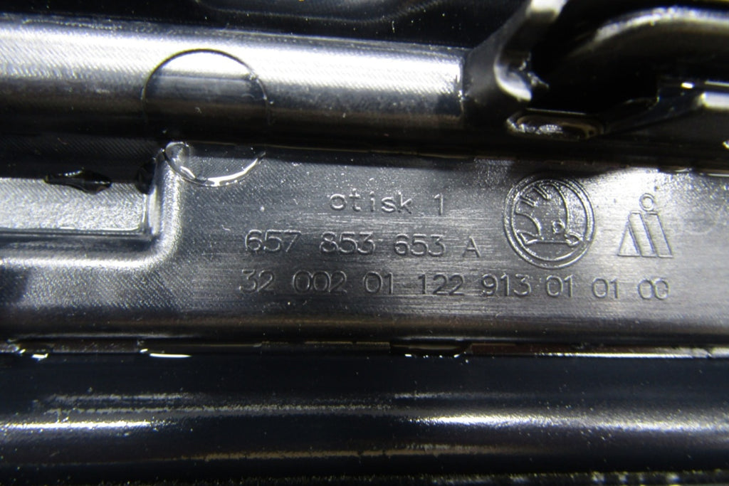 Maska (grill) ATRAPA CHŁODNICY ZDERZAKA prednja Skoda Scala 657853653A 19-