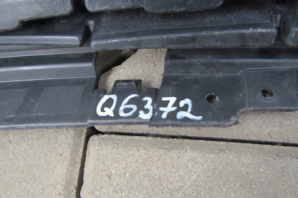 Maska (grill) Atrapa Chevrolet Trax 12-16